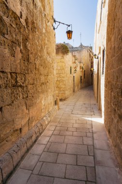 Mdina, Malta'nın eski başkenti antik dar sokak.