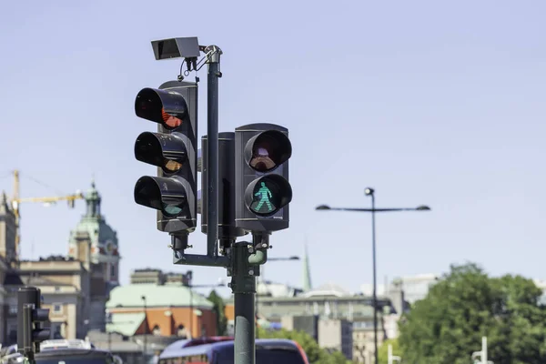 Semáforos Para Coches Peatones Una Las Calles Centrales Estocolmo Tráfico — Foto de Stock