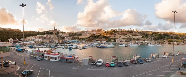 GOZO, MALTA - February 20, 2010. Port of Mgarr on the small island of Gozo, Malta. — Stock Photo, Image
