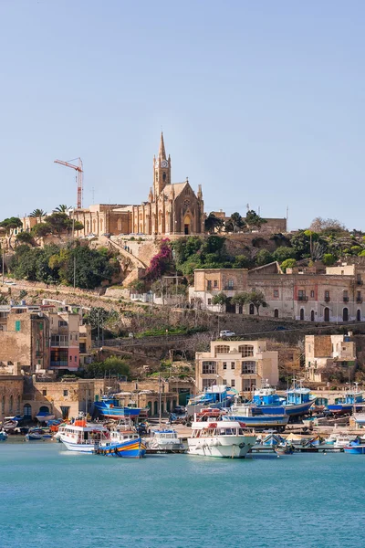 Porto di Mgarr sulla piccola isola di Gozo, Malta . — Foto Stock