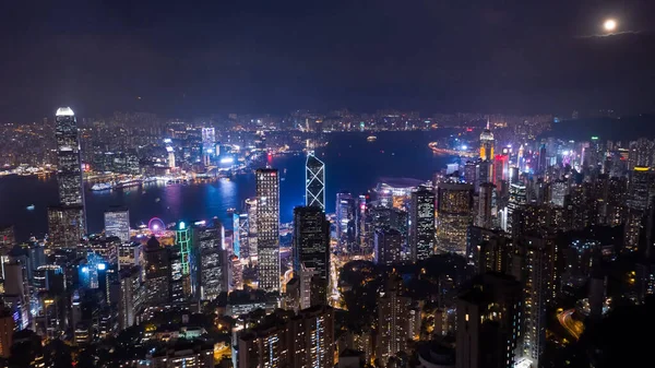 Yukarıdan Bir Şehir Gece Manzarası — Stok fotoğraf