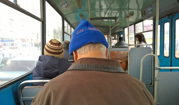 Volgogrado Rusia Abril 2015 Vista Trasera Anciano Transporte Público Volgogrado —  Fotos de Stock