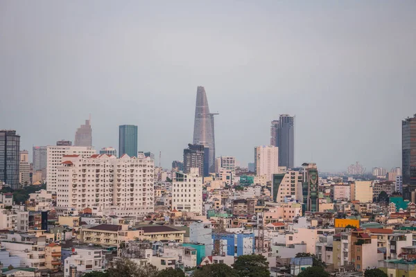 Landskap Utsikt Över Chi Minh Stad Med Folkmassa Byggnad — Stockfoto