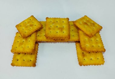 Küçük üst üste binen Kare Krakerleri