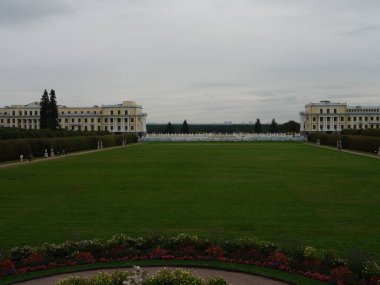 Park kompleksi Büyük çimen. 