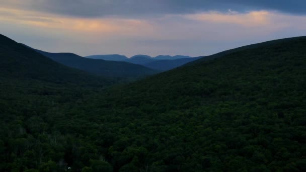 Lapso Tiempo Drones Aéreos Verano Nubes Coloridas Sobre Una Vista — Vídeos de Stock