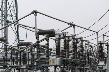 Polonya 'daki 100 kV trafo güç santralinin ayrıntıları