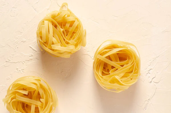 Nester Von Fettuccine Pasta Mit Gabeln — Stockfoto