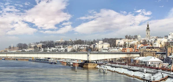 Belgrado Panorama Inverno Com Rio Sava Ponte Branko Área Savamala Fotografias De Stock Royalty-Free