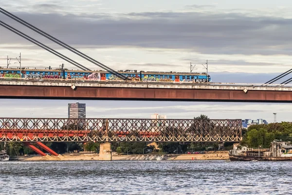 Commuter Train Crossing Belgrade New Railway Bridge Over Sava River — Zdjęcie stockowe