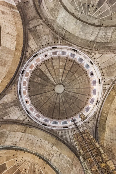 Interior del Templo de San Sava - Belgrado - Serbia — Foto de Stock