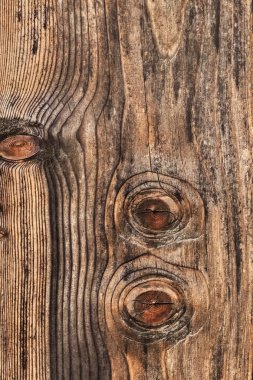 Eski yıpranmış kırık kaba düğümlü Plank - detay dokulu.