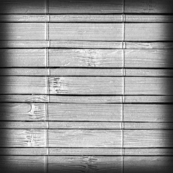 Esteira de bambu branqueada e manchada cinza vinheta grunge textura amostra — Fotografia de Stock