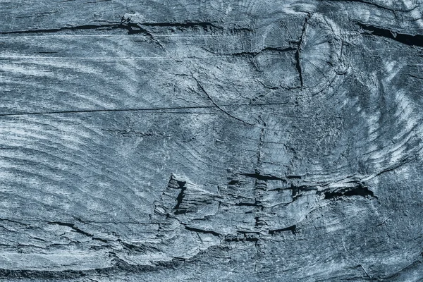 Старые погодные потрескавшиеся квадратные деревянные Bollard окрашенные голубой гранж текстуры поверхности Деталь — стоковое фото