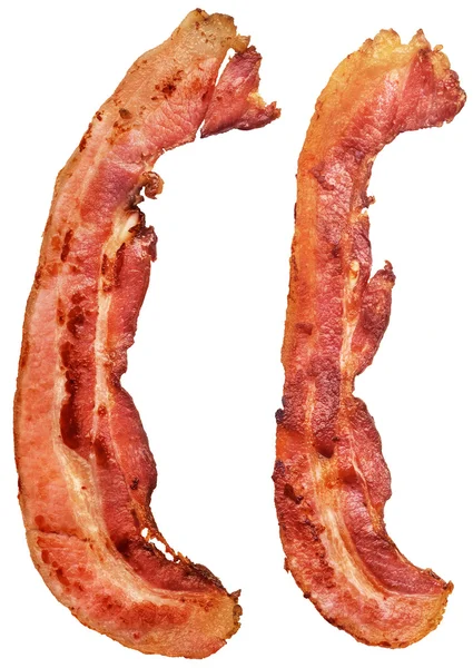 Gebakken varkensvlees spekreepjes geïsoleerd op witte achtergrond — Stockfoto