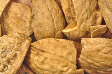 fındık kabuğu kırıldı, yakın çekim