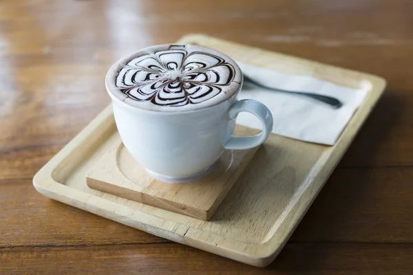 Горячий шоколад чашку, пить во время любого кафе  . — стоковое фото