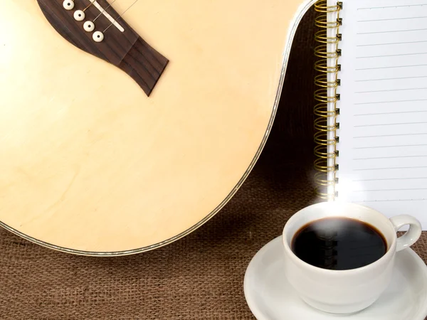 A zene, a reggeli kávé. — Stock Fotó