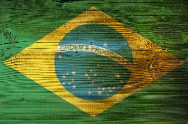 Bandeira do Brasil pintada em uma prancha de madeira — Fotografia de Stock