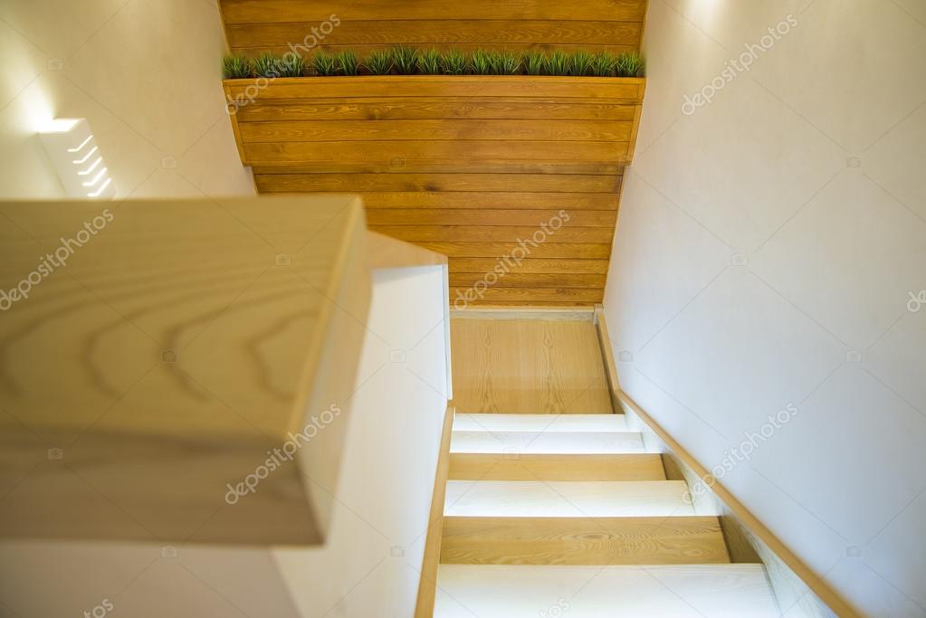 moderne luxe trap met verlichting — Stockfoto © borjomi88 #113202892 moderne luxe trap met verlichting — Stockfoto © borjomi88 #113202892