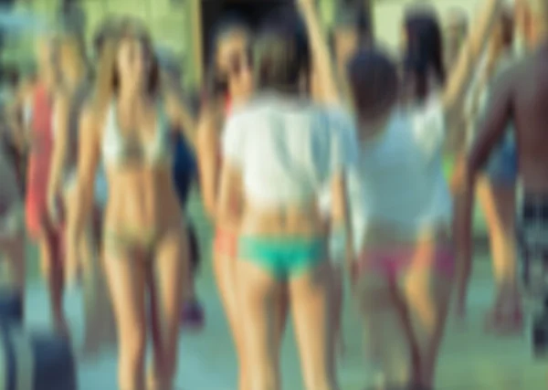 Donne sulla spiaggia festa — Foto Stock