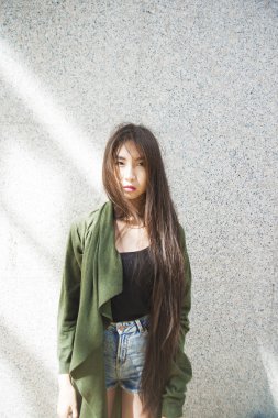 üzgün Asyalı Japon kız
