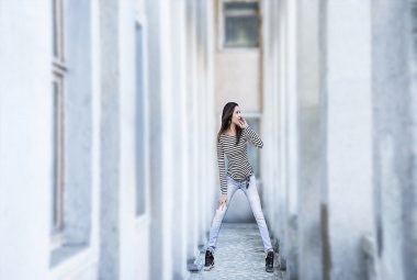 Asyalı kadın kılığında 