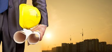 planları ve kask holding işçi 