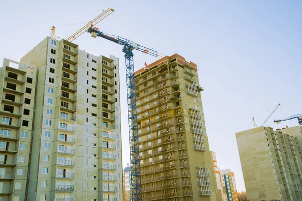 Dois edifícios altos em construção — Fotografia de Stock