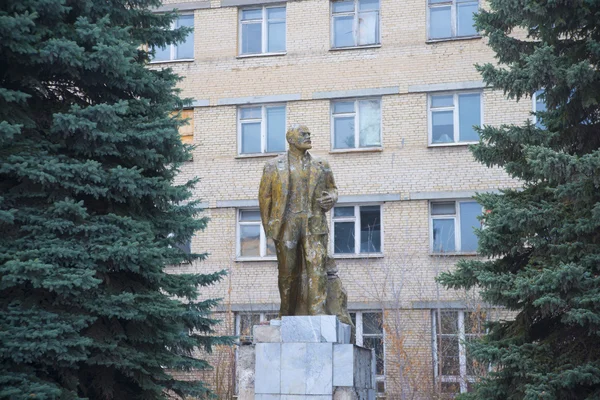 Golden Monument to Lenin — Stock Photo, Image