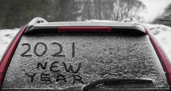 Snö Bilen Där Siffrorna Skrivna 2021 Bakrutan Bilen 2021 Gott — Stockfoto