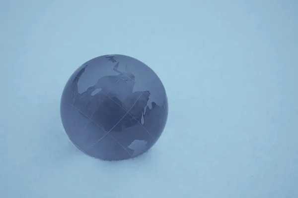 Globe Verre Sur Neige Saison Hiver — Photo