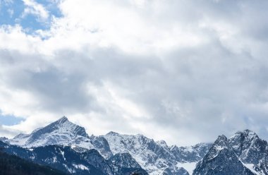Almanya 'daki Alpler dağları Bavyera yakınlarında, Almanca. Garmisch Partenkirchen