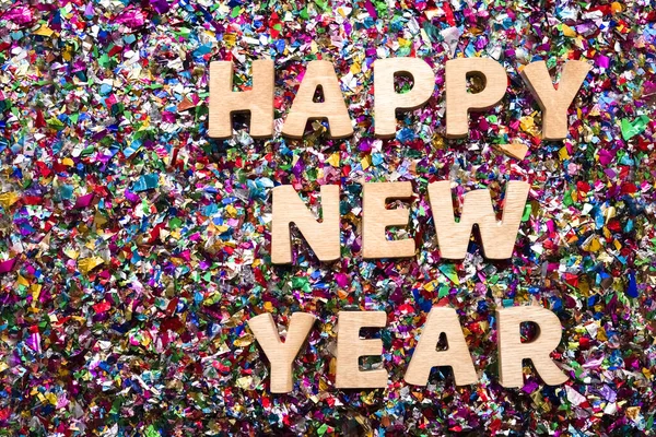 Šťastný Nový Rok 2021 Dřevěná Písmena Pozadí Konfety — Stock fotografie