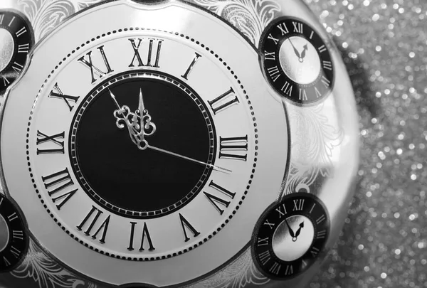 Saatler Tüm Dünyada Zamanı Gösteriyor Saatler Dünyanın Farklı Başkentlerinde Zamanı — Stok fotoğraf
