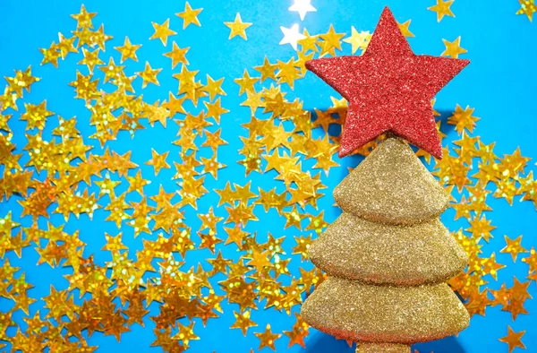 Concepto Creativo Vacaciones Árbol Navidad Forma Hecha Purpurina Estrellas Doradas Fotos de stock