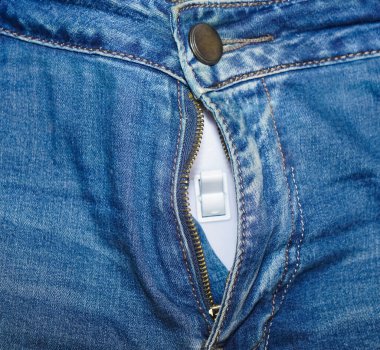 mavi kot pantolon ve sinek düğmesi 