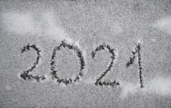 Sneeuw Met Inscriptie 2021 Gelukkig Nieuwjaar Vakantie Achtergrond Bovenaanzicht — Stockfoto