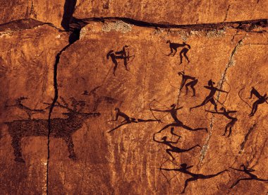 Satukunda Rock Tabloları. Sadece 24 km uzaklıktaki Bhopal 'da Satkunda yaklaşık 5000 yıllık rock sanatına sahiptir. Bhopal 'in doğusundaki Bhim Baithika' nın dünya mirası kalite ve yaş açısından çağdaş bir yer..