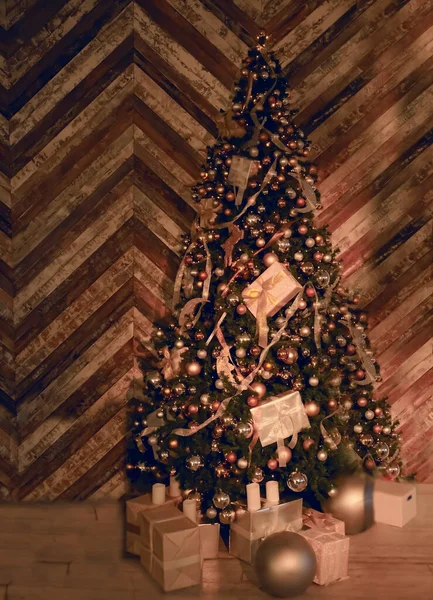 Sala Estar Casa Está Árbol Navidad Bajo Cual Hay Regalos — Foto de Stock