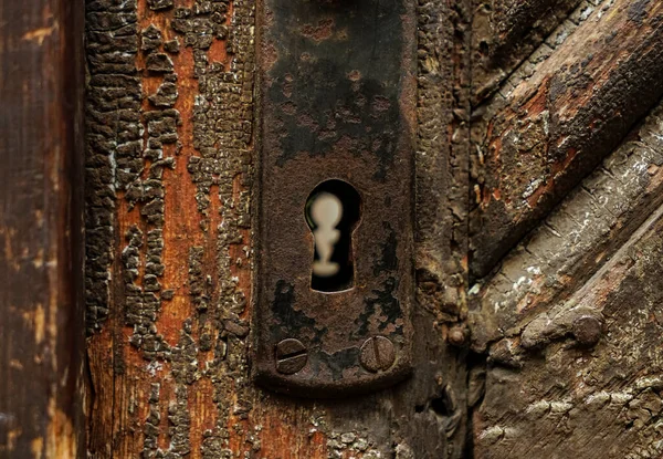 Vintage Klíčová Dírka Rustikální Středověké Hradní Bráně Dřevěné Prastaré Dveře — Stock fotografie