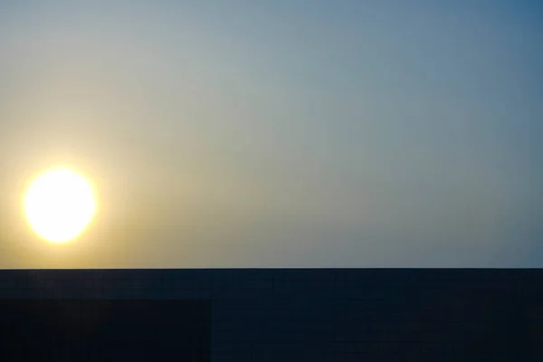 Sun Cleare Sky Horizon Line Sunlight Roof Building — Stock Photo, Image