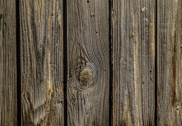 Dikey Çizgili Tahta Paneller Yaşlanmış Köhne Hava Şartlarında Dövülmüş Odun — Stok fotoğraf