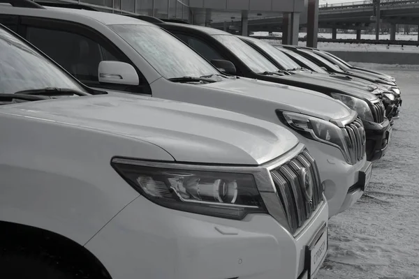 Moscow Rusya Ocak 2021 Toyota Rav4 Arabaların Aralığı Showroom Sunum — Stok fotoğraf