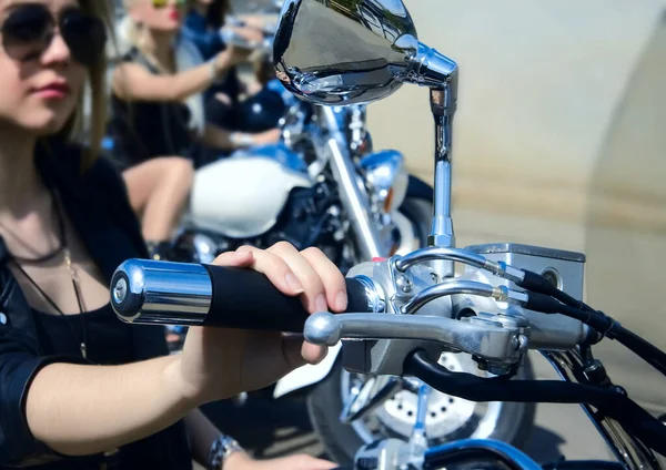 Three Young Girls Choppers — Stock Photo, Image