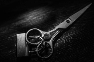 Makas masadaki asma kilide kilitlendi