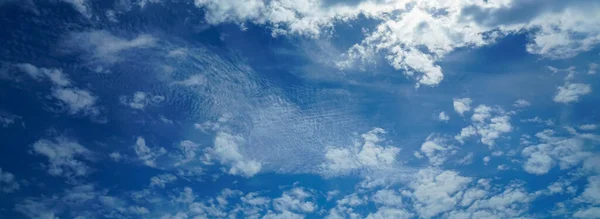 Blue Sky White Clouds Sunny Day Background — Stock fotografie