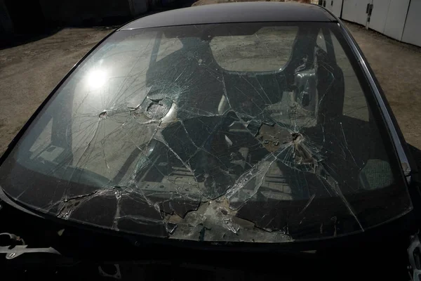 Verre Frontal Cassé Voiture Vue Extérieur — Photo