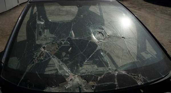 Frontscheibe Des Autos Zerbrochen Blick Von Außen — Stockfoto