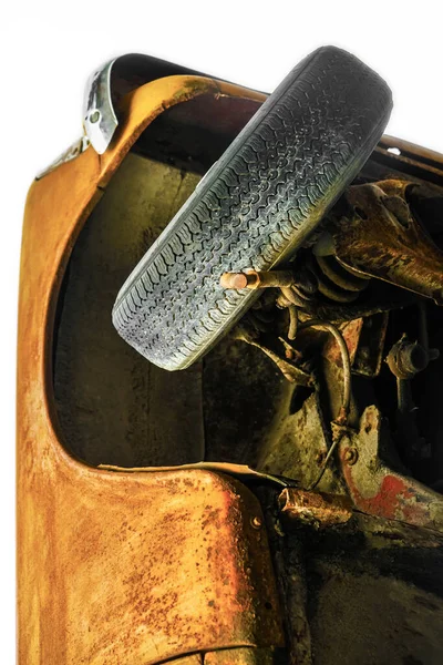 Κατεστραμμένο Σκουριασμένο Αυτοκίνητο Στη Μάντρα Πτώση Σπασμένα Και Συνετρίβη Αυτοκίνητο — Φωτογραφία Αρχείου